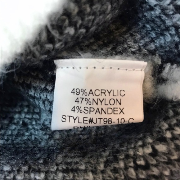 Vici Black White Leopard Eyelash Sweater Size S Small NWOT - Picture 3 of 3